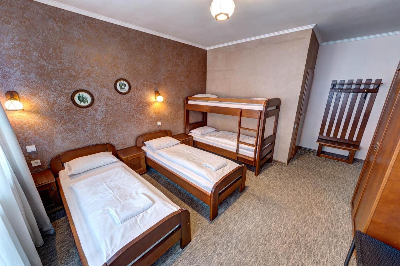 Hotel Gutsulia Буковель Экстерьер фото